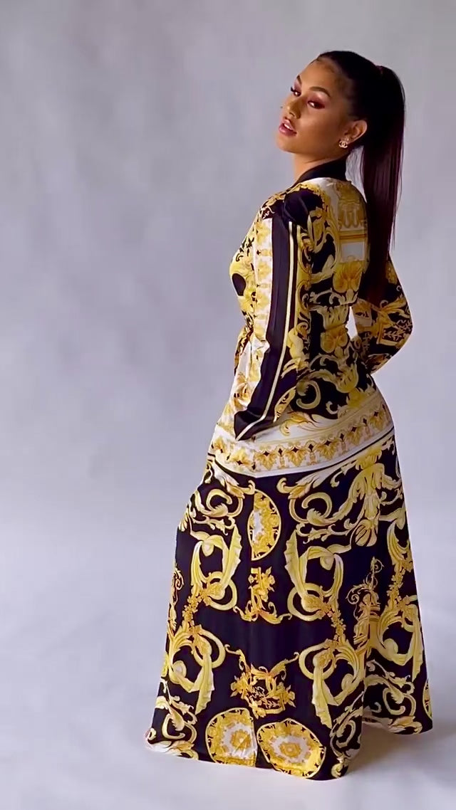Royalty Robes Long flowing Barocco style robe. Black white and yellow floor length duster.